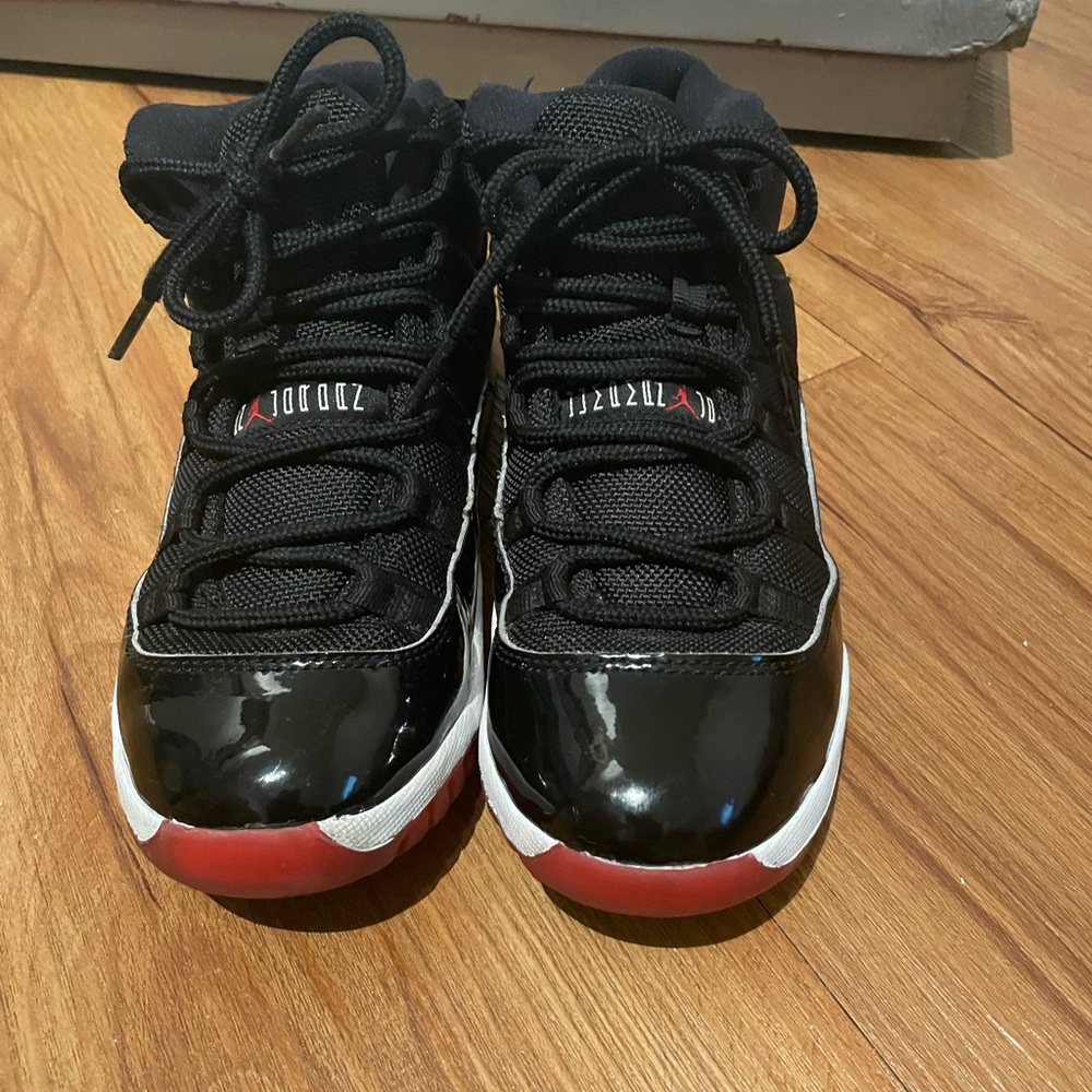 Nike Air Jordan 11 Retro 'Bred' 2019 Sneakers 378039-061 Youth Size 3Y